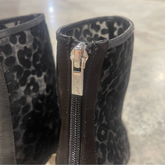 Jewel Badgley Mischka- SZ 7.5 Cheetah Print Black Sheer Booties - Picture 5 of 9